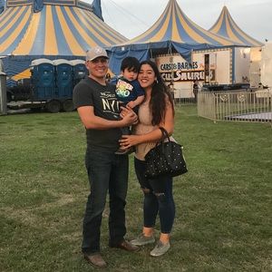 Meet your Posher, Lea